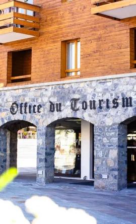 Office de tourisme de Valberg en été