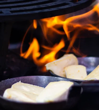 Fromage fondu au feu de bois à Valberg