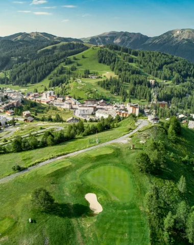 Vue aérienne du Valberg Golf Club